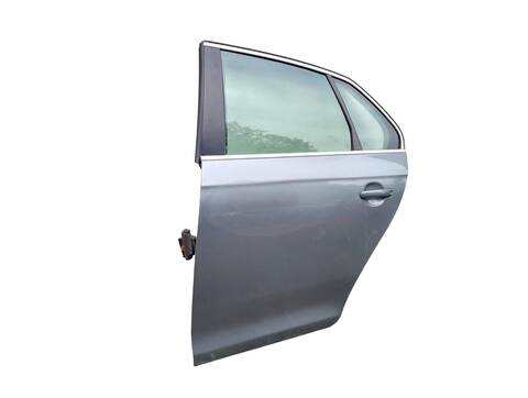 Puerta Trasera Izquierda Volkswagen Jetta 1.4 16V TSI 1390 CM3) 122CV