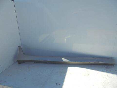 Faldón Lateral Mitsubishi Grandis 2.0 DI-D CAT 136CV 100KW