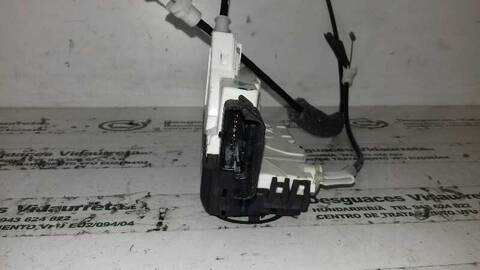 Foto 2ª: Cerradura Puerta Delantera Izquierda Peugeot 308 GT 174CV 128KW [5FY] (2008)