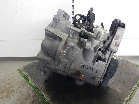 Foto 2ª: Caja Cambios Volkswagen Polo ADVANCE 90CV 66KW [CJZC] (2014)