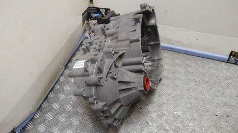 Foto 3ª: Caja Cambios Volvo S80 2.4 170CV 125KW [B5244S] (2001)