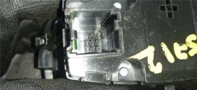 Foto 3ª: Mando Multifuncion Ford Focus 1.0 TREND [1.0 LTR. - 74 KW ECOBOOST CAT] [M2DA]