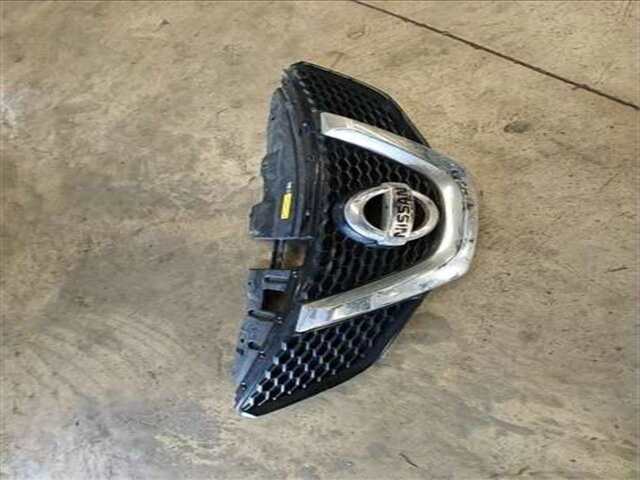 Rejilla Delantera Nissan Qashqai 1.5 360° [1.5 LTR. - 81 KW TURBODIESEL CAT]