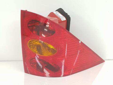 Foto 3ª: Piloto Trasero Izquierdo Peugeot 1007 1.4 16V 88CV (2005)