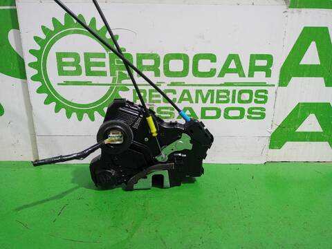 Foto 2ª: Cerradura Puerta Delantera Izquierda Toyota Auris HYBRID FEEL EDITION 136CV (2013)