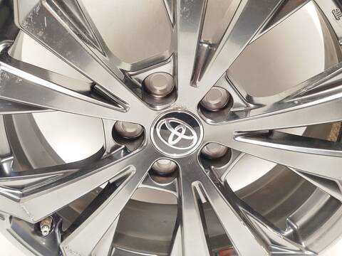 Foto 4ª: LLanta Chapa Toyota Rav4 2.5 HYBRID AXAH52) 218CV 160KW [A25A-FXS] (2024)