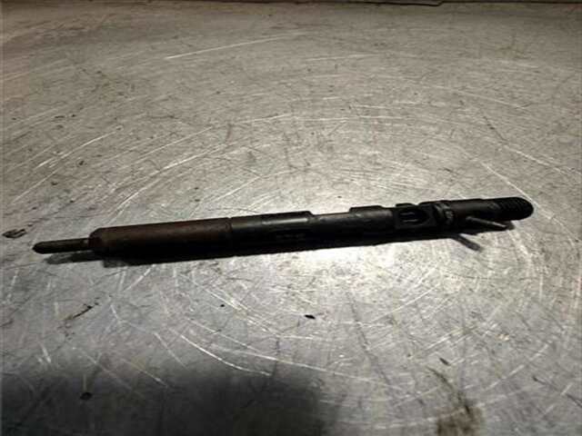 Foto 2ª: Inyectores Nissan NV200 1.5 NV200 FURGÓN COMFORT [1.5 LTR. - 63 KW DCI CAT] [K9K]