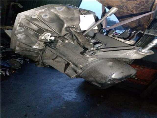 Foto 2ª: Caja Cambios Renault Megane 1.5 DYNAMIQUE CONFORT [1.5 LTR. - 74 KW DCI DIESEL] II BERLINA 3P (10.2002-_) [K9K F7]