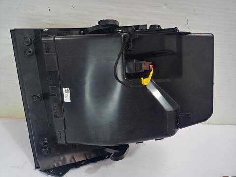 Foto 2ª: Guantera Jeep Avenger ALTITUDE (2022)