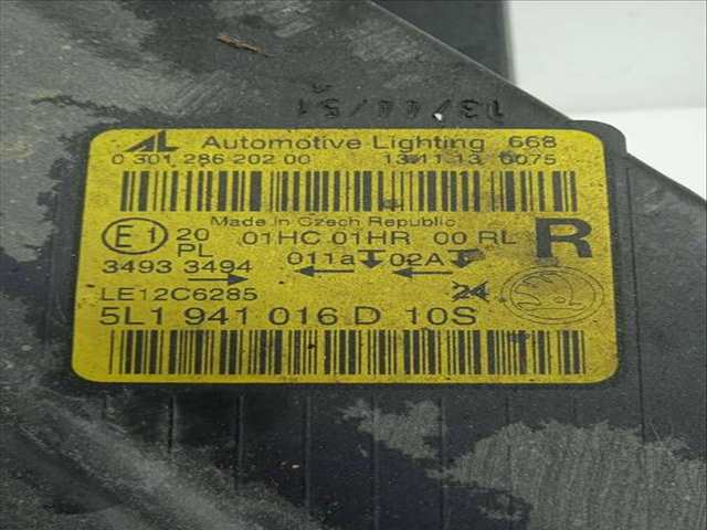 Foto 3ª: Faro Derecho Skoda Yeti EDITION OUTDOOR 110CV 81KW [CFHA] (2014)