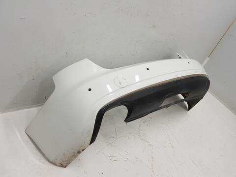 Foto 3ª: Paragolpes Trasero Audi A4 BASICO (2014)