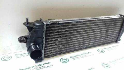 Foto 2ª: Intercooler Renault Trafic 2.0 DCI DIESEL CAT 114CV 84KW [M9R E7] (2007)