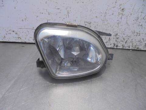 Faro Antiniebla Delantero Derecho Mercedes Sprinter 210 CDI WORKER 906.611) 95CV 70KW CAJA CERRADA