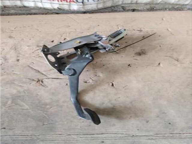 Pedal Embrague Toyota Carina 2.0