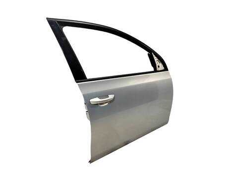 Puerta Delantera Derecha Volkswagen Golf CAXA