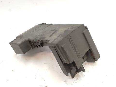 Foto 2ª: Caja Reles Fusibles Peugeot 5008 1.6 HDI 114CV 84KW [9HD (DV6C)] (2014)