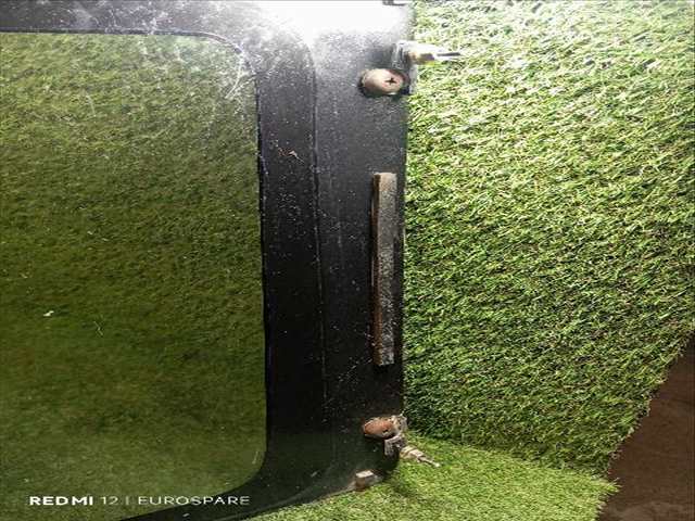 Foto 3ª: Luna Delantera Izquierda Toyota Land Cruiser 3.0 D KDJ90 GX 3P [1KD-FTV] (2002)