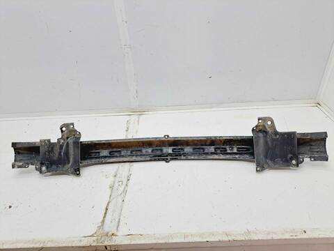 Foto 2ª: Refuerzo Paragolpes Delantero Volkswagen Golf BASICO BERLINA 75CV 55KW [AXP] (2001)