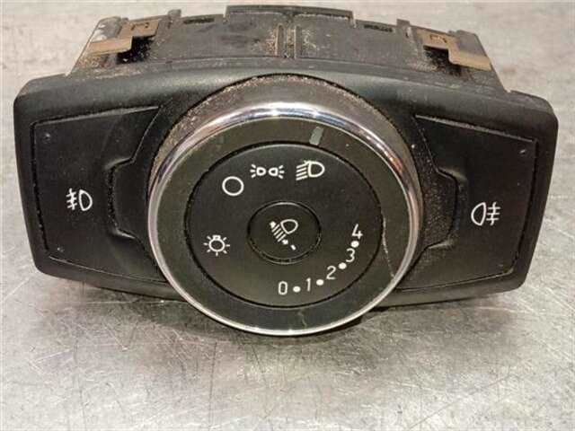 Mando Multifuncion Ford Transit 2.2 310 L3 [2.2 LTR. - 92 KW TDCI CAT] FURGON (TTG)(2013 _)