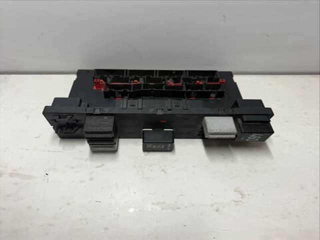 Foto 3ª: Caja Reles Fusibles Audi A3 CFFB (2012)