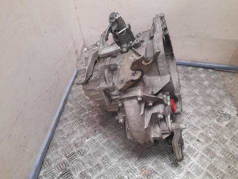 Foto 2ª: Caja Cambios Opel Corsa 111 YEARS 95CV 70KW [A13DTR] (2015)