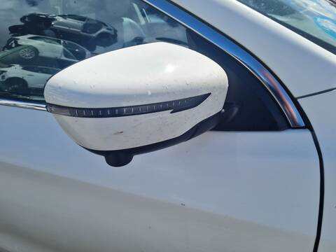Foto 2ª: Retrovisor Derecho Nissan Qashqai TEKNA 110CV 81KW [K9K646] (2015)