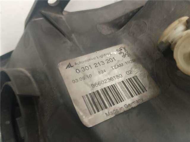 Foto 3ª: Faro Izquierdo Peugeot 407 1.6 CONFORT [1.6 LTR. - 80 KW HDI FAP CAT (9HZ - DV6TED4)] [9HZ (DV6TED4)]