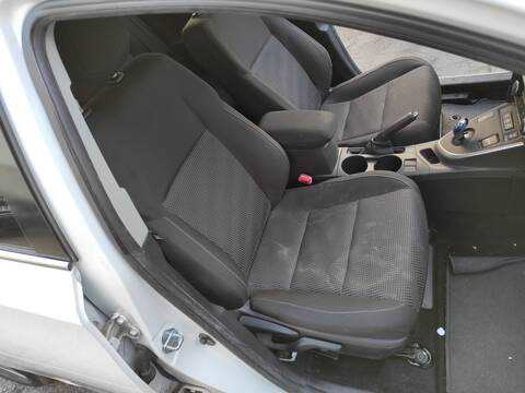 Asiento Delantero Derecho Toyota Auris 2ZRFXE