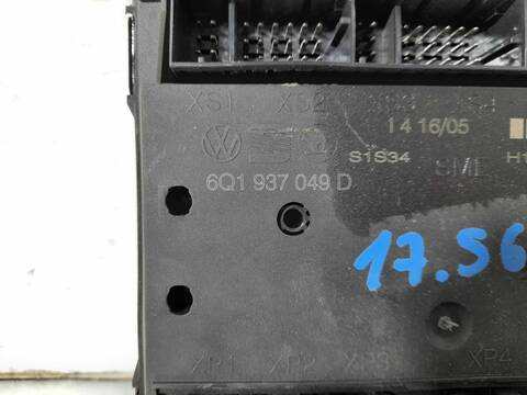 Foto 3ª: Caja Reles Fusibles Seat Cordoba FRESH BERLINA 100CV 74KW [ATD] (2003)