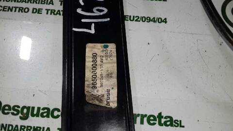 Foto 2ª: Elevalunas Eléctrico Delantero Derecho Peugeot 407 PACK COUPE 204CV 150KW [UHZ] (2006)