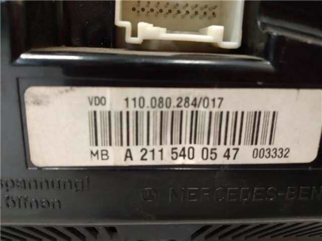 Foto 3ª: Cuadro de Instrumentos Mercedes Clase E 180 3.2 CDI (204 CV) [648961]