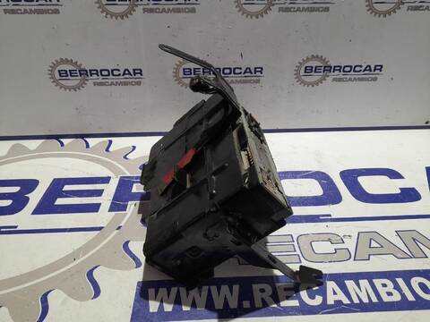 Foto 2ª: Sistema GPS Audi A6 2.5 V6 24V TDI 180CV [AKE] (2001)