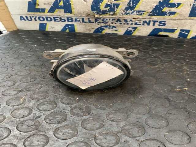 Foto 1ª: Faro Antiniebla Delantero Derecho Ford Focus 1.6 16V100CV/74KW [SHDA] (2008)