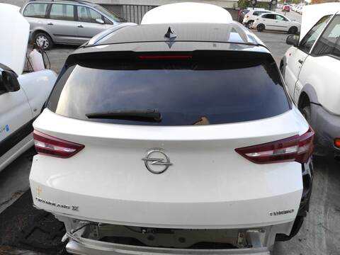 Portón Opel Grandland 5G06