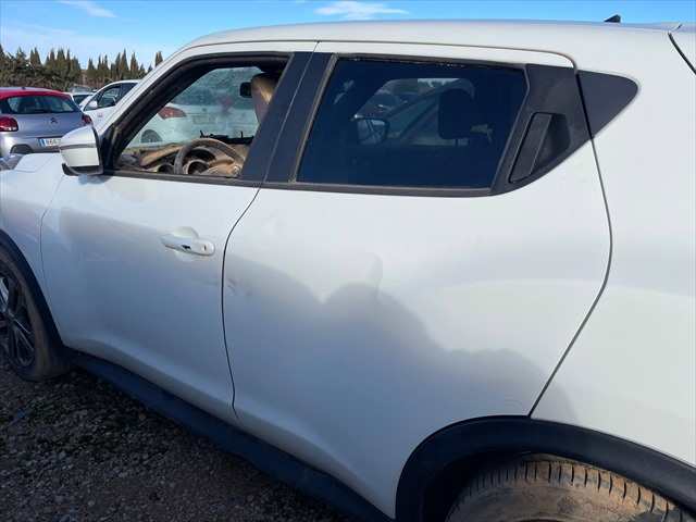 Foto 2ª: Puerta Trasera Izquierda Nissan Juke 1.6 G 115cv [HR16] (2015)