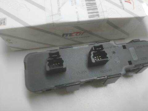 Foto 2ª: Botonera Elevalunas Citroen C5 BERLINA (2001)