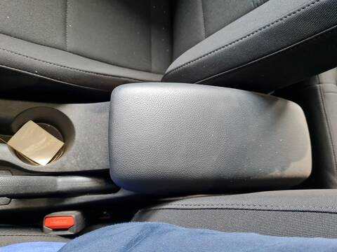 Consola Central Hyundai i20 ESSENCE 84CV 62KW