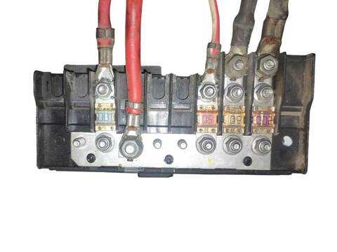 Foto 3ª: Caja Reles Fusibles Volkswagen Golf 1.6 TDI 105CV (2008)