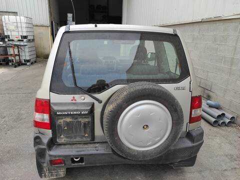Portón Mitsubishi Montero 4G93