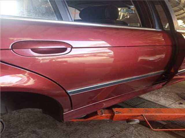 Foto 2ª: Puerta Trasera Derecha Bmw Serie 5 518 2.5 525TDS [2.5 LTR. - 105 KW TURBODIESEL CAT] [M51 D25 (25 6 T1)]