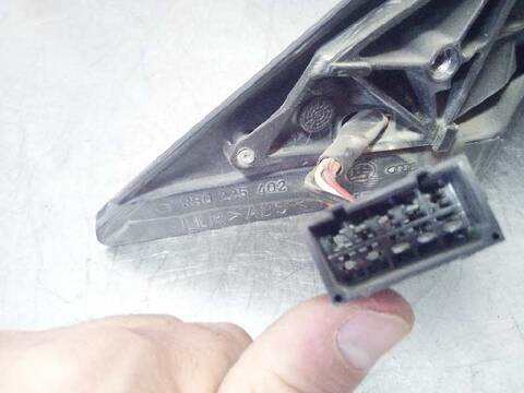 Foto 4ª: Retrovisor Derecho Audi A4 1.9 TDI BERLINA 90CV 66KW (1994)