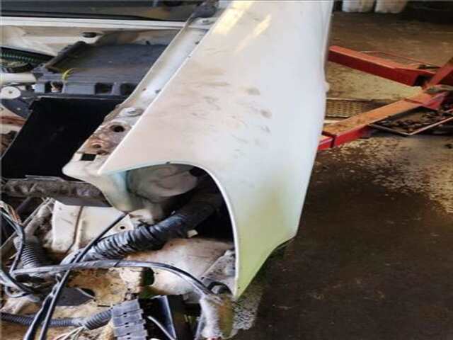 Foto 2ª: Aleta Delantera Izquierda Citroen Berlingo 1.9 D SX COMBI [1.9 LTR. - 51 KW DIESEL] [WJY]