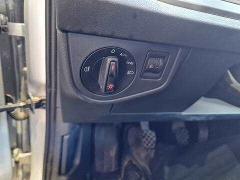 Mando Luces Volkswagen Polo UNITED 95CV 70KW