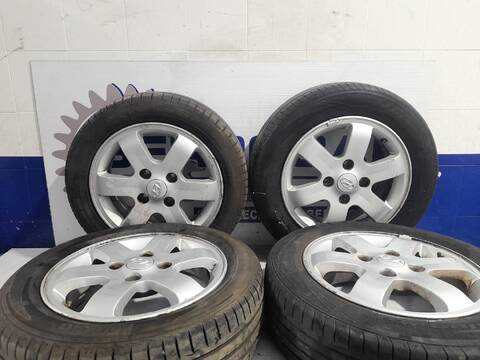 Juego LLantas Hyundai Elantra 2.0 CRDI CAT 113CV