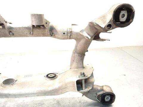 Foto 2ª: Puente Trasero Bmw Serie 7 720 745I 333CV 245KW [N62B44A] (2002)