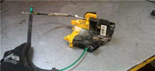 Foto 2ª: Cerradura Puerta Delantera Izquierda Kia Ceed 1.4 CONCEPT [1.4 LTR. - 73 KW CAT (1368 CM3)] (JD)(2012)