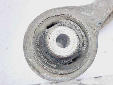 Foto 4ª: Brazo Suspension Delantero Derecho Volkswagen Passat COMFORTLINE BERLINA 101CV 74KW [AVB] (2001)