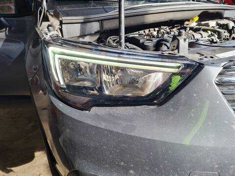 Faro Derecho Opel Crossland 1.2 75) 131CV 96KW