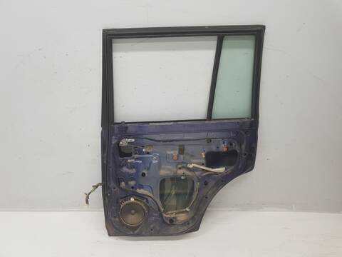 Foto 3ª: Puerta Trasera Derecha Toyota Land Cruiser TD VX 5-PTAS.) KZJ95) (1996)