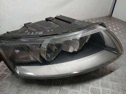 Foto 2ª: Faro Derecho Audi A6 3.0 TDI QUATTRO 165KW) BERLINA 225CV [BMK] (2005)